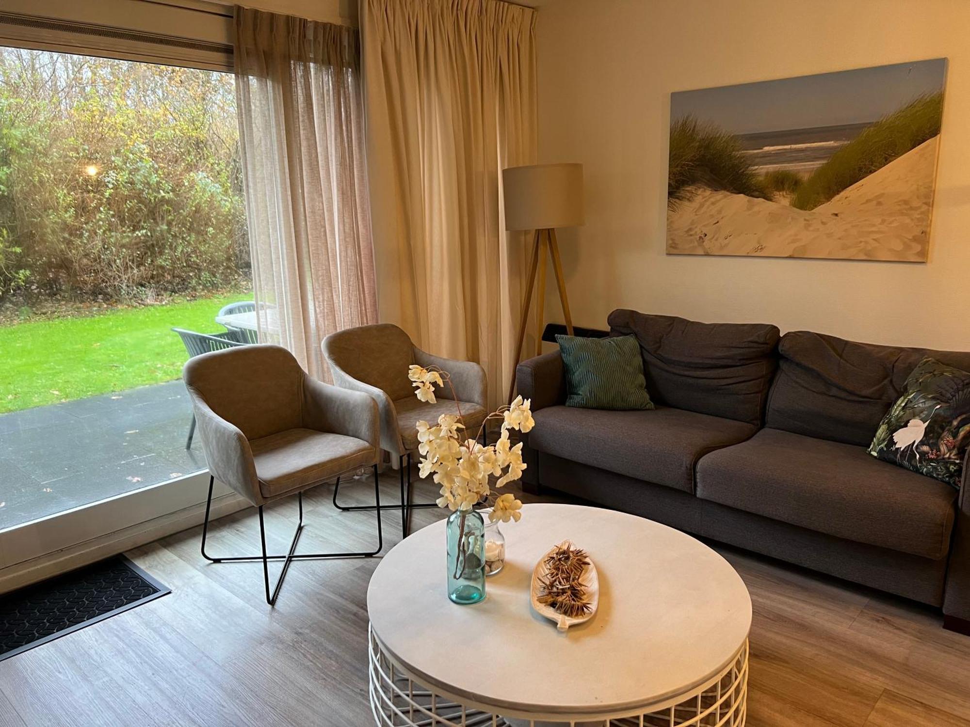 Appartement Noflik, Amelander Kaap ฮอลลุม ภายนอก รูปภาพ