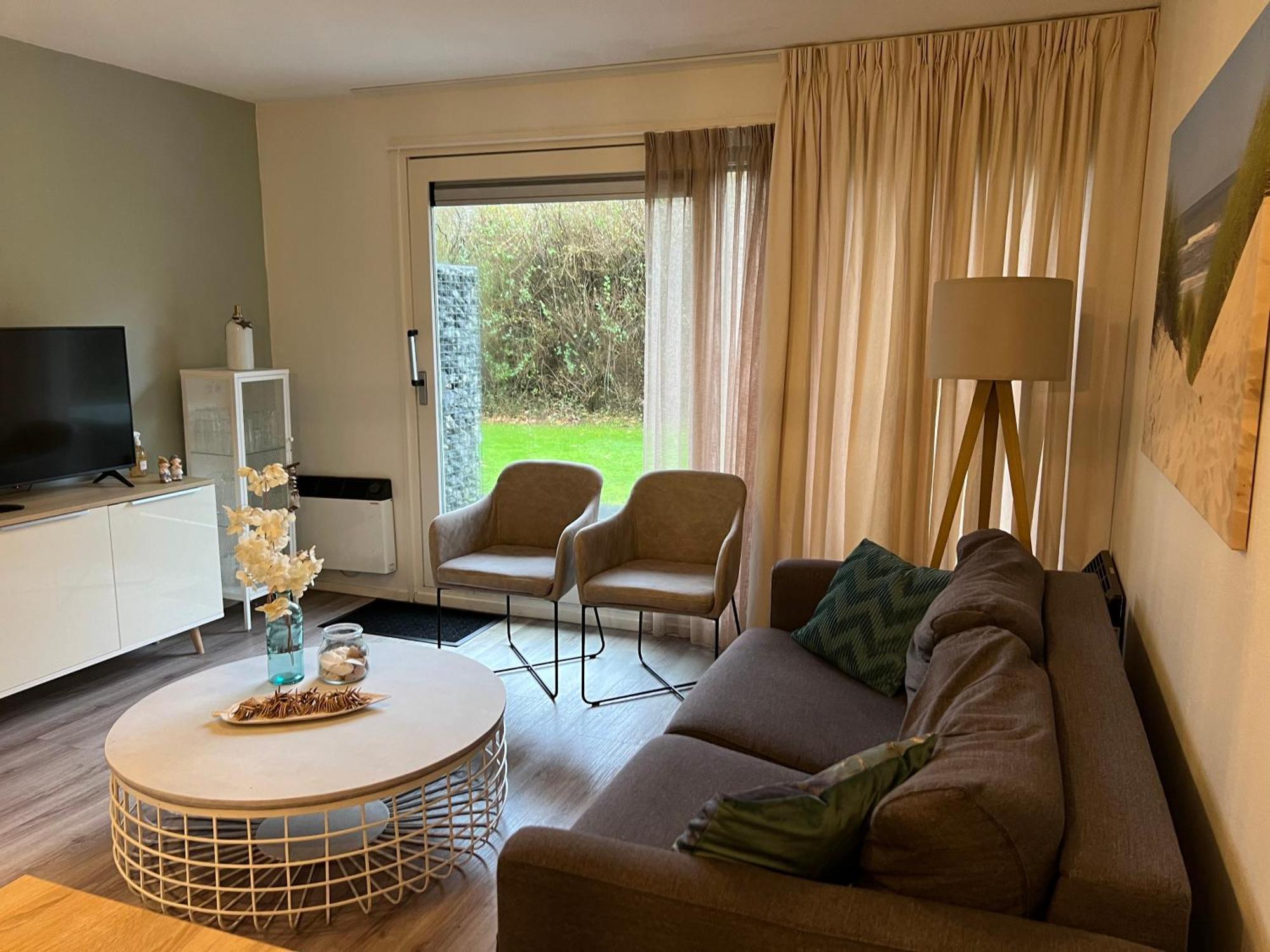Appartement Noflik, Amelander Kaap ฮอลลุม ภายนอก รูปภาพ